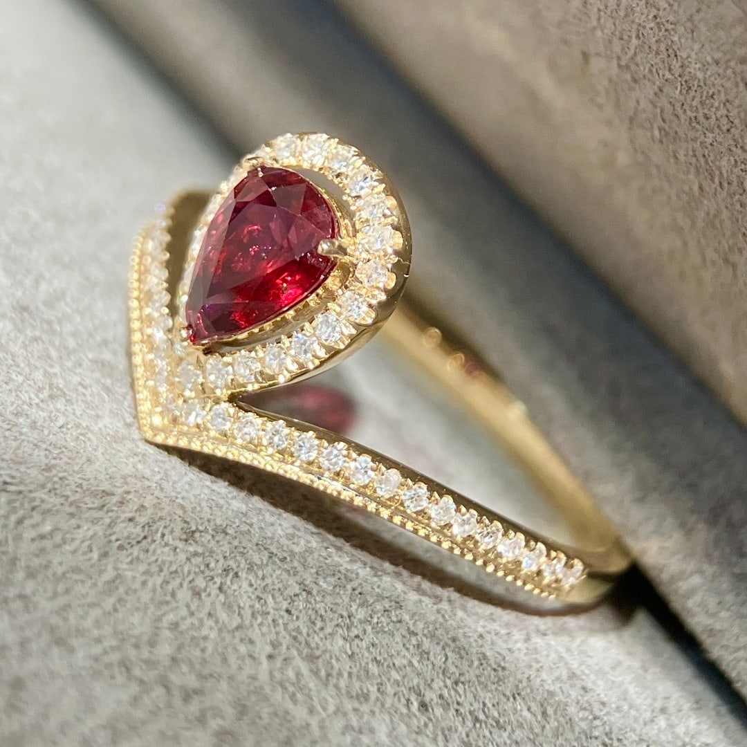 14k Gold 0.76 Ctw Natural Ruby & Diamond Ring - 6
