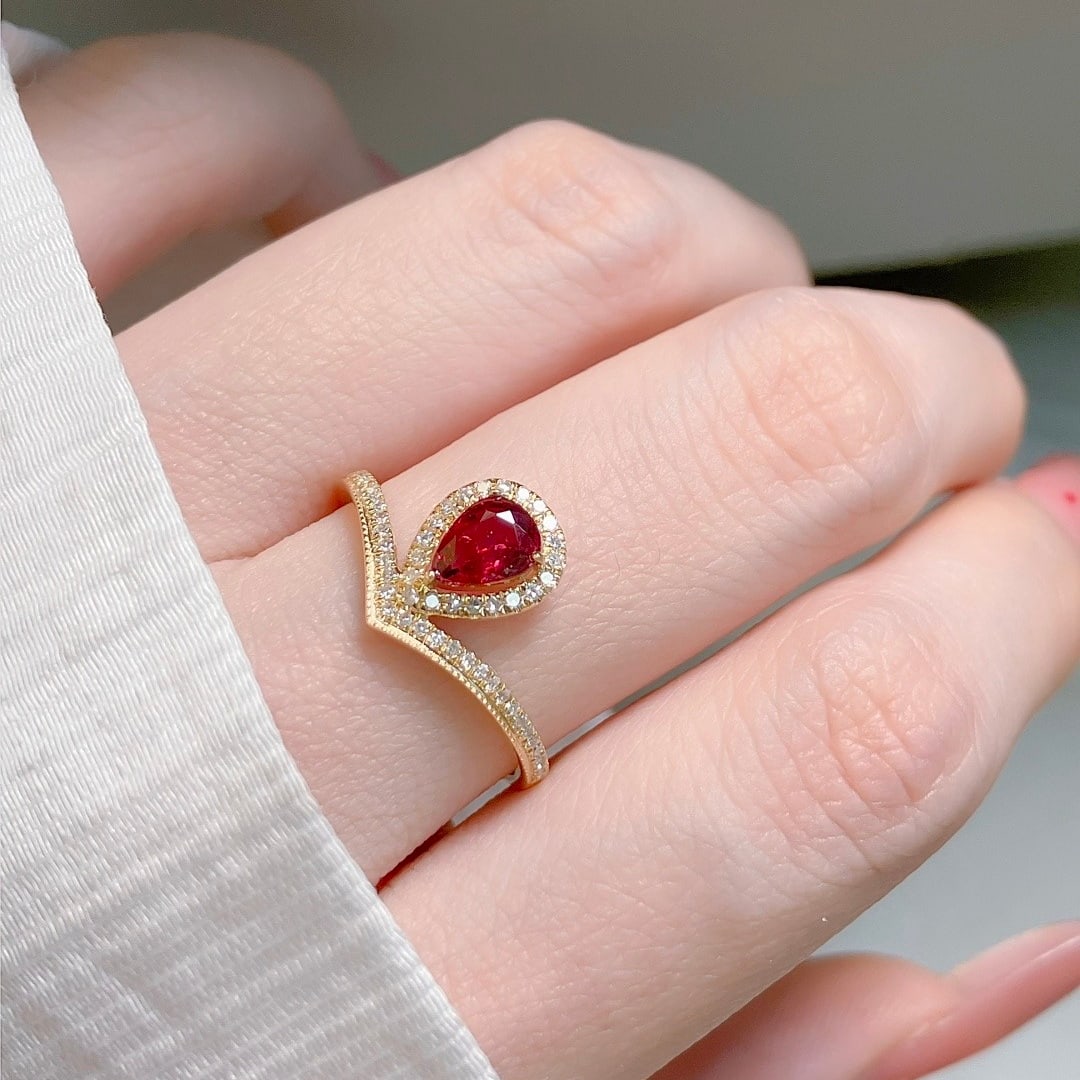 14k Gold 0.76 Ctw Natural Ruby & Diamond Ring - 7