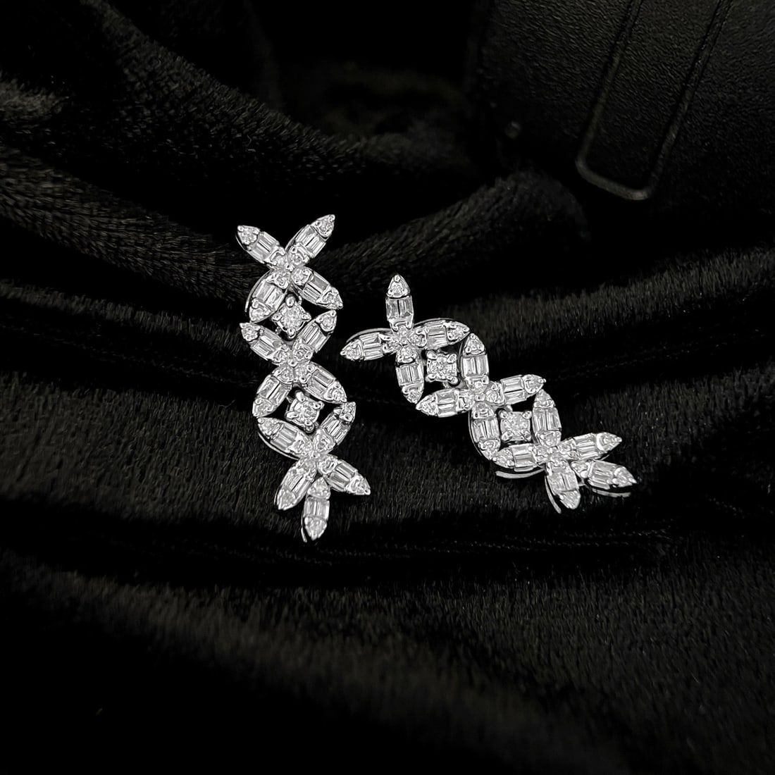 14k Gold 1.1 Ct Natural H Diamond Earrings - 2