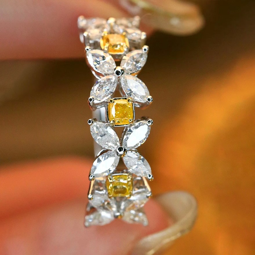 14k Gold 1.8 Ct Natural Color Diamond Ring - 5