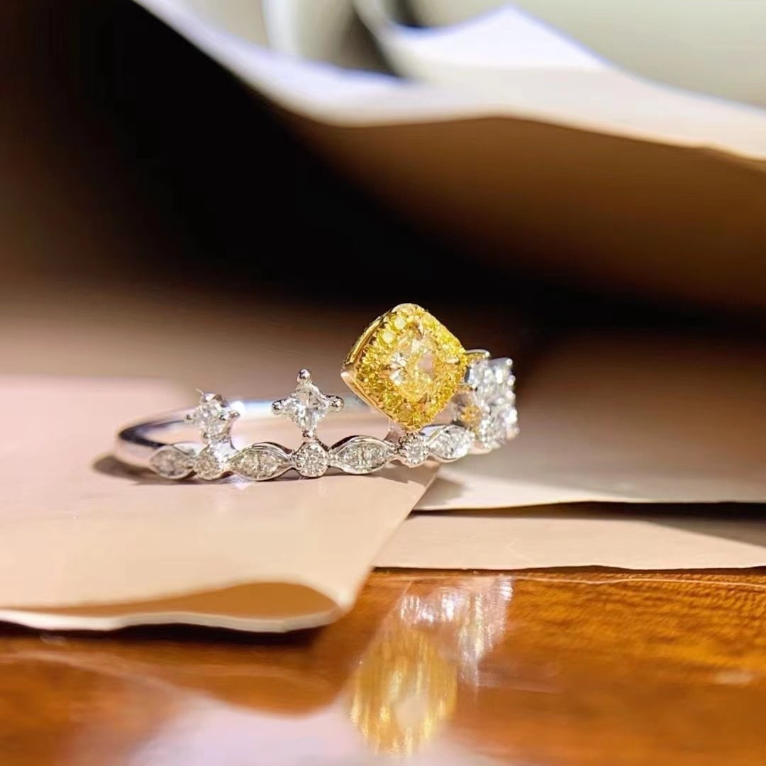 14k Gold 0.35 Ctw Natural Yellow Diamond & Diamond Ring - 2