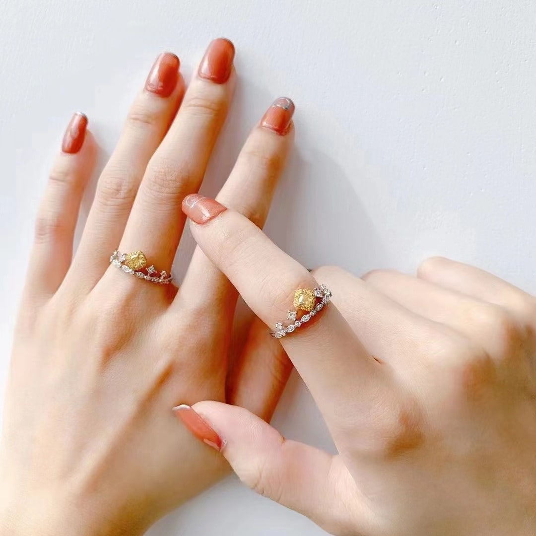 14k Gold 0.35 Ctw Natural Yellow Diamond & Diamond Ring - 4