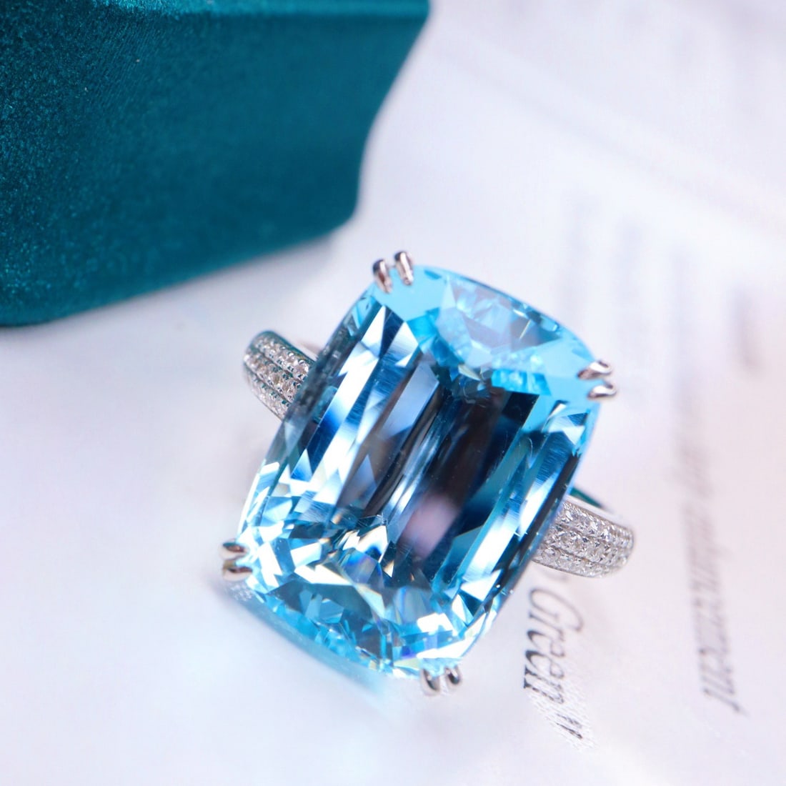 14k Gold 10.78 Ctw Natural Aquamarine & Diamond Ring - 3