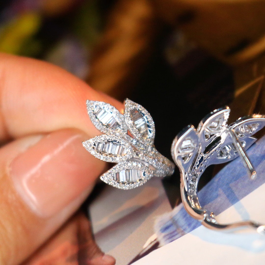 14k Gold 0.8 Ct Natural H Diamond Earrings - 5