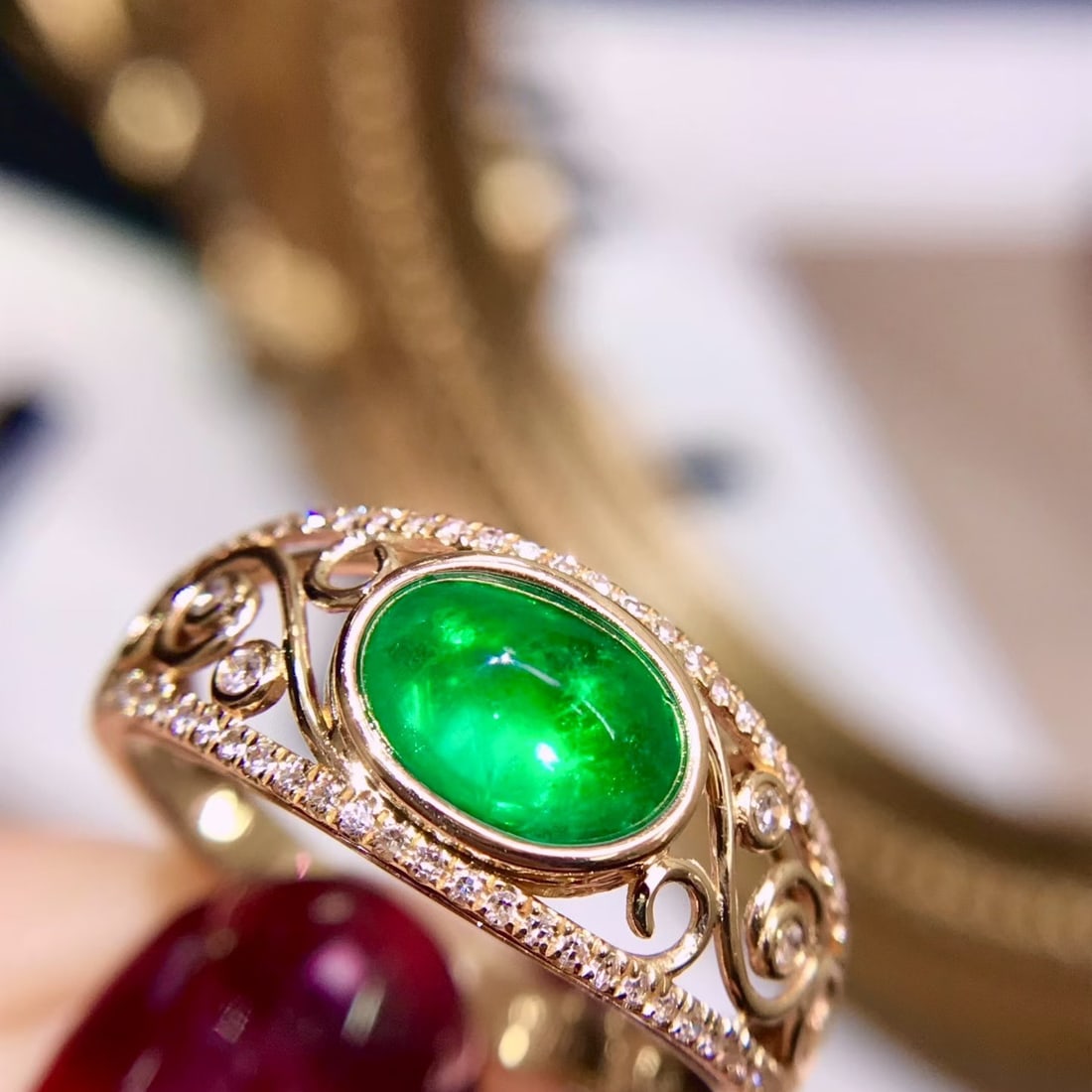 14k Gold 1.44 Ctw Vivid Green Natural Emerald & Diamond Ring - 2