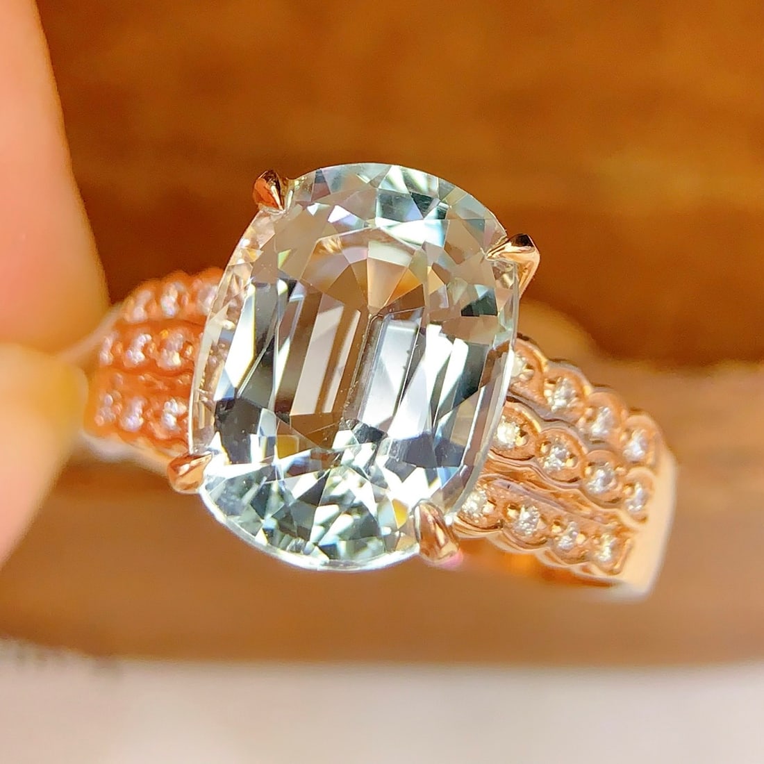 14k Gold 4.6 Ct Natural Aquamarine & Diamond Ring - 4