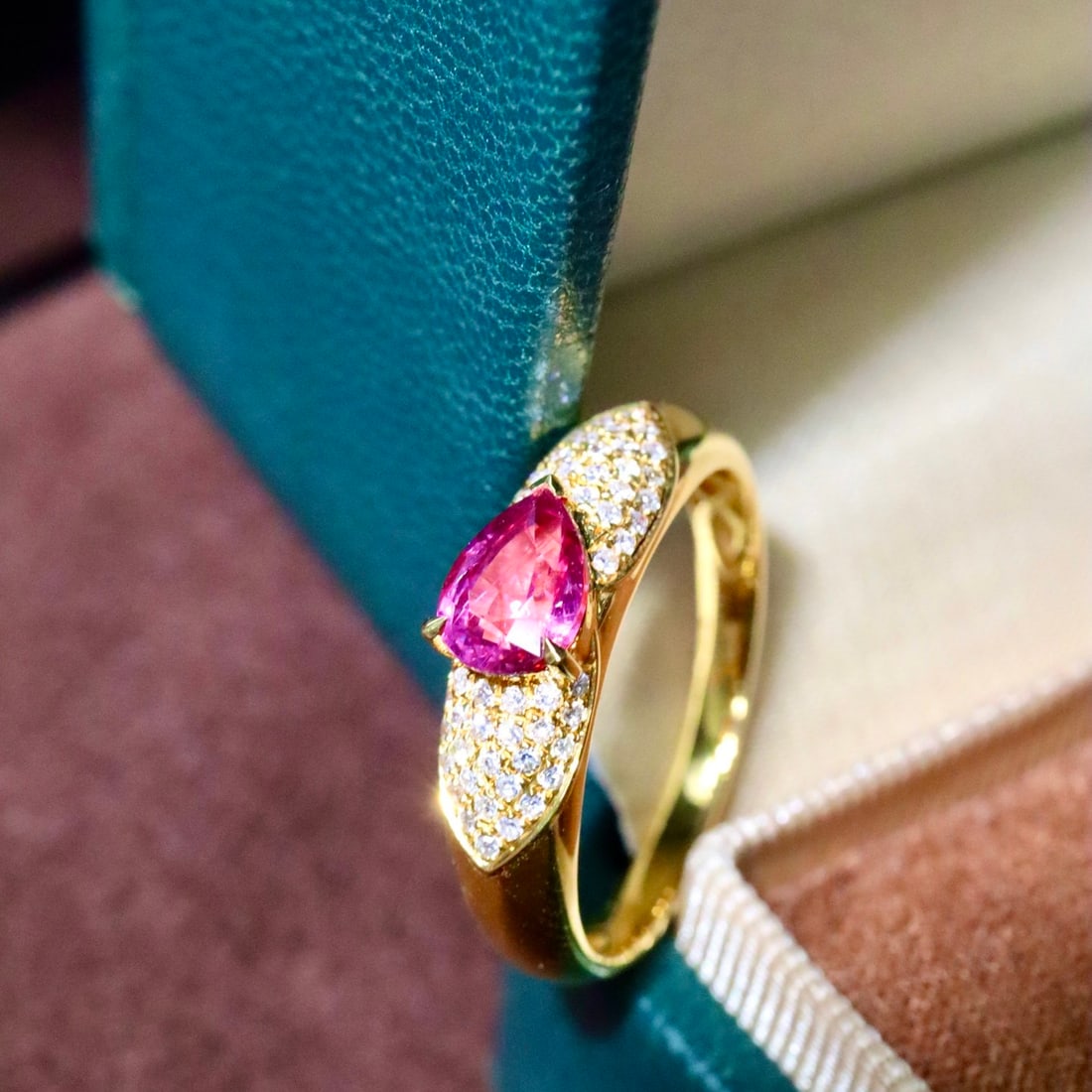 14k Gold 1.23 Ctw Natural Ruby & Diamond Ring - 3