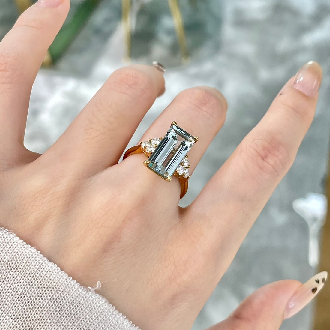 14k Gold 3.6 Ct Natural Aquamarine & Diamond Ring - 5