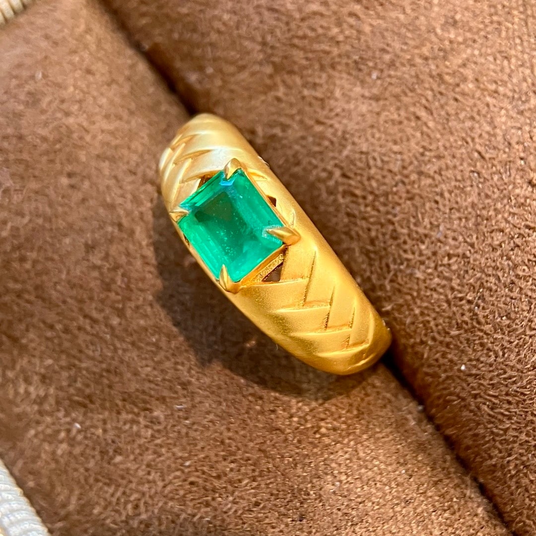14k Gold 0.80 Ct Natural Emerald Ring - 3