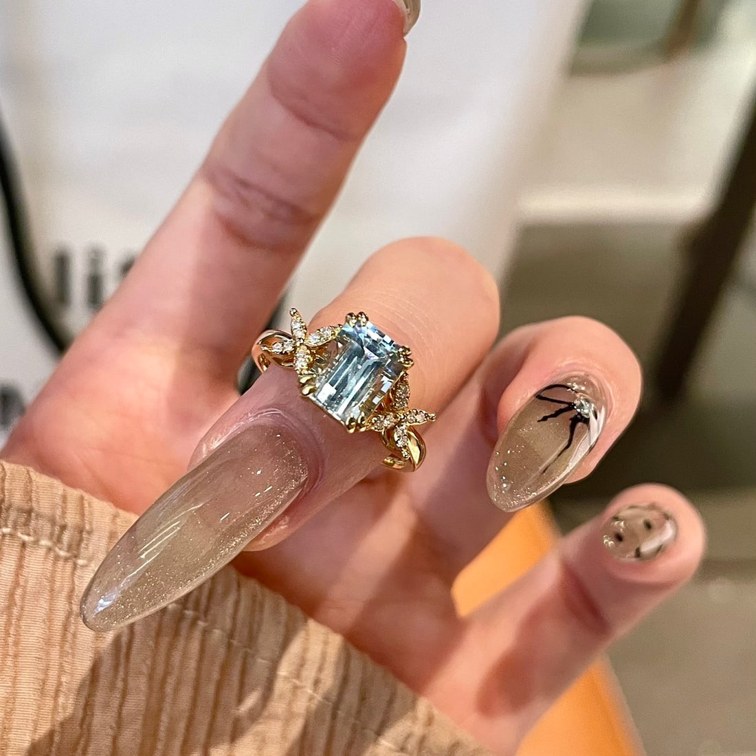 14k Gold 1.5 Ct Natural Aquamarine & Diamond Ring - 3