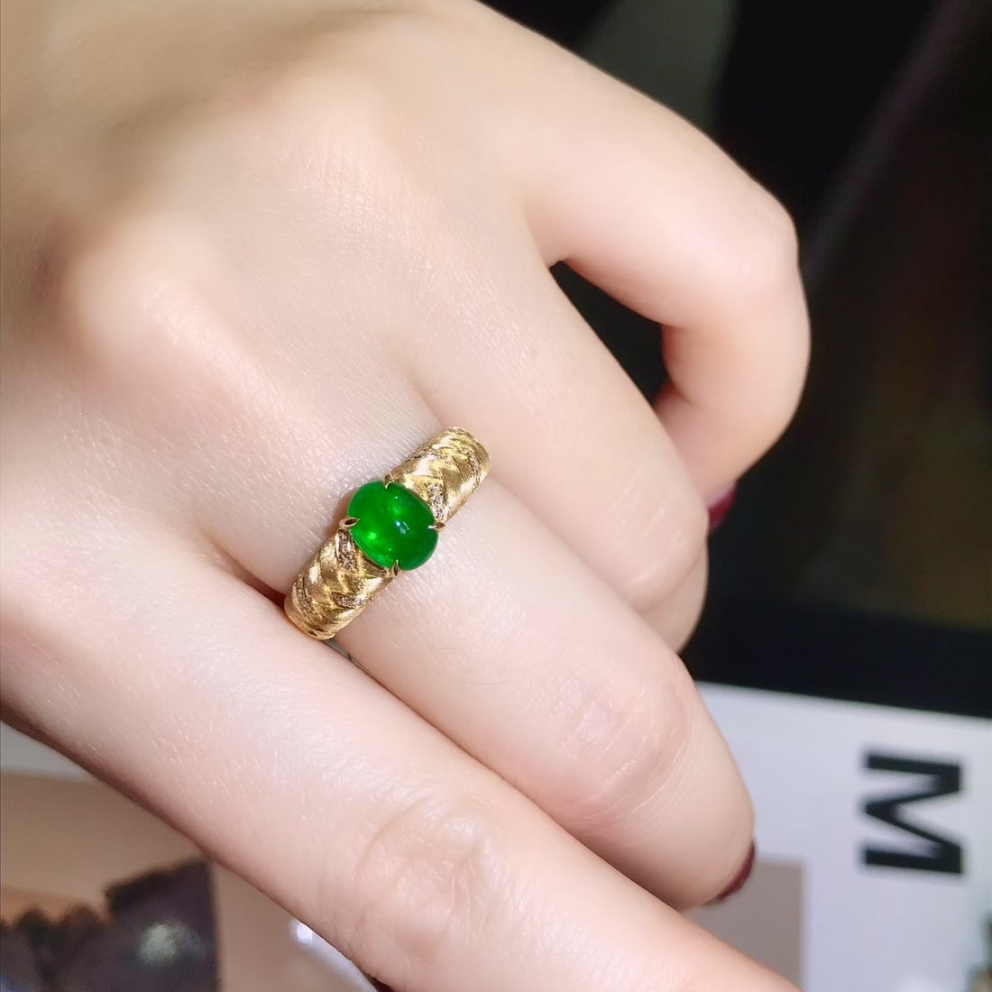 14k Gold 1.27 Ctw Vivid Green Natural Emerald & Diamond Ring - 3