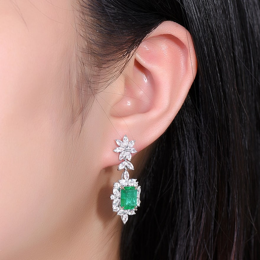14k Gold 7.42 Ctw Natural Emerald & Sapphire Earrings - 5