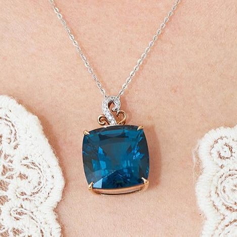 14k Gold 19 Ct Natural Topaz & Diamond Pendant( Without Chain ) - 7