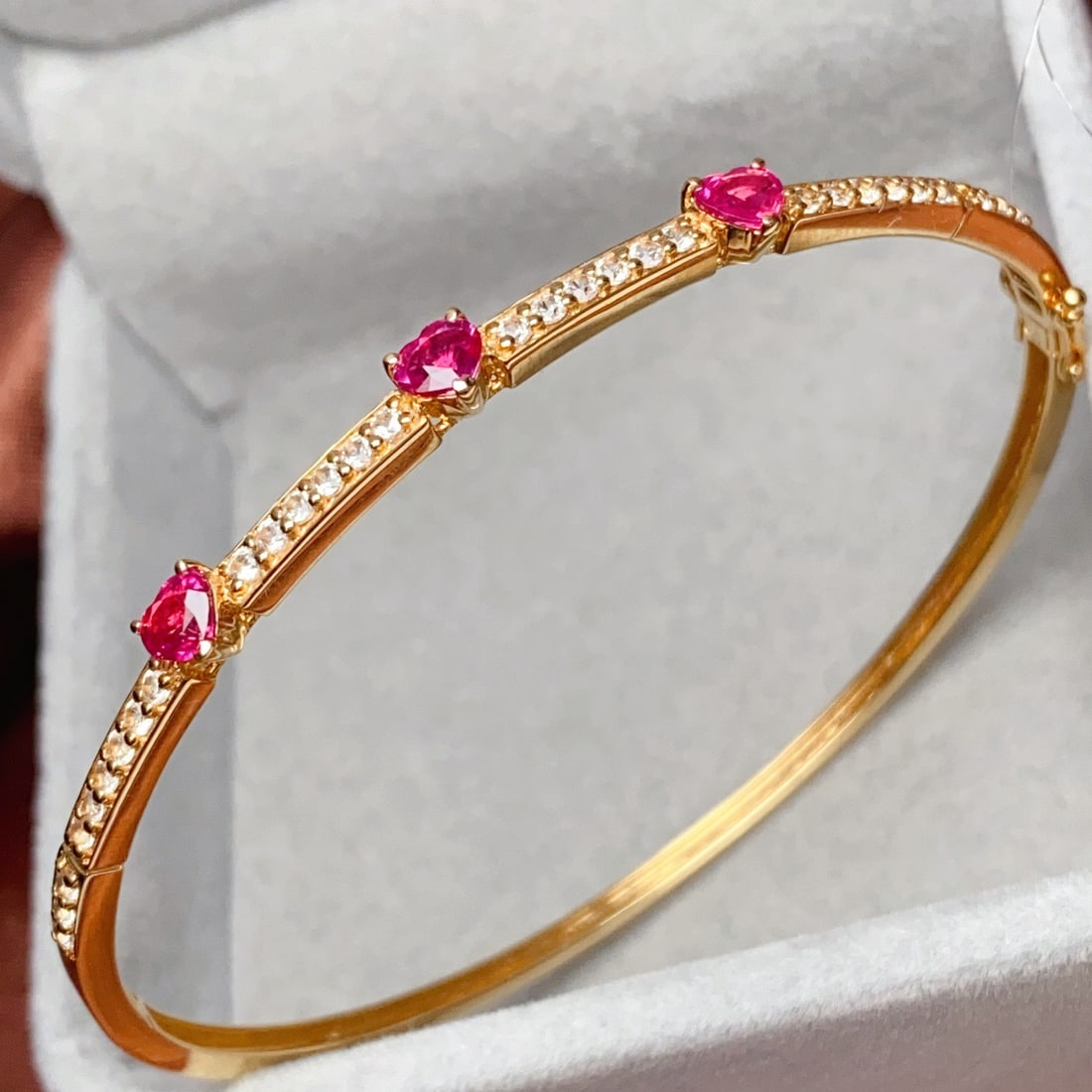 14k Gold 6.27 Ct Natural Ruby & Sapphire Bangle - 5