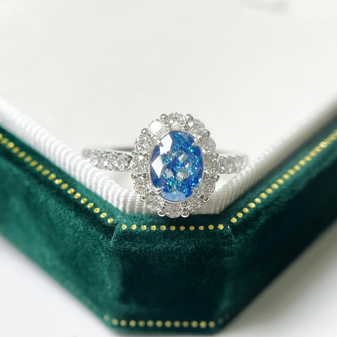 14k Gold 1.67 Ctw Natural Blue Diamond & Diamond Ring - 2