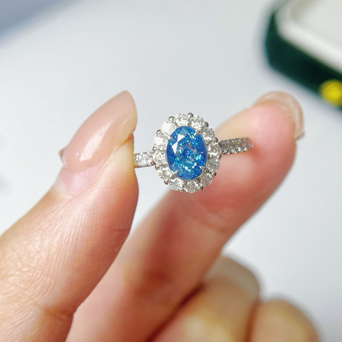 14k Gold 1.67 Ctw Natural Blue Diamond & Diamond Ring - 3