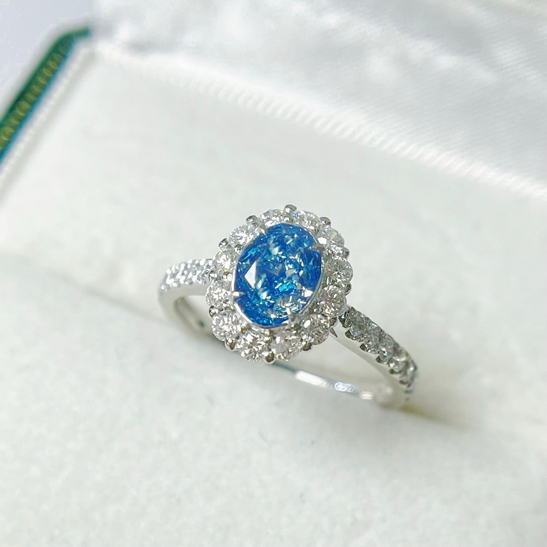 14k Gold 1.67 Ctw Natural Blue Diamond & Diamond Ring - 4