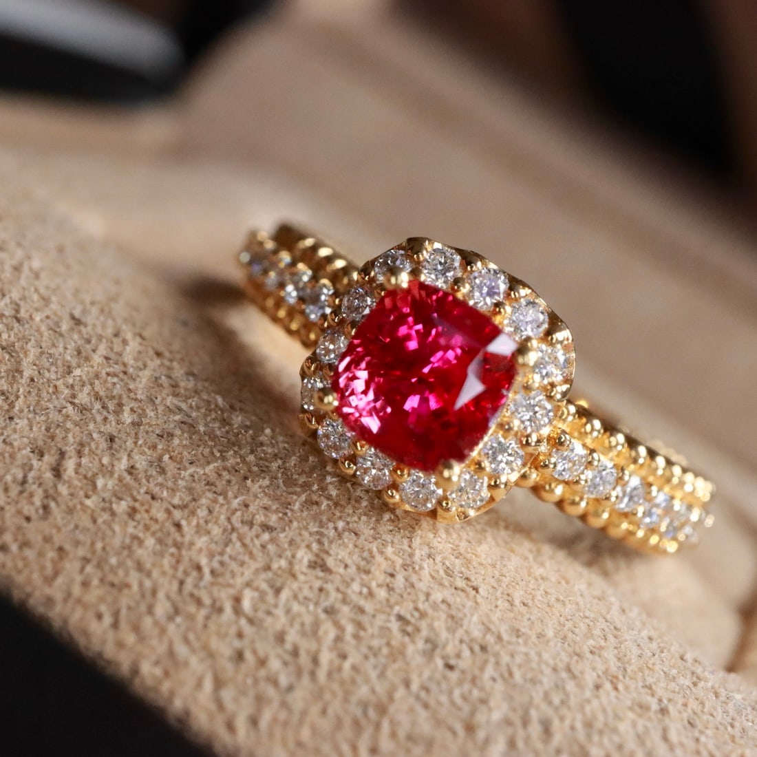 14k Gold 1.38 Ctw Natural Ruby & Diamond Ring - 5