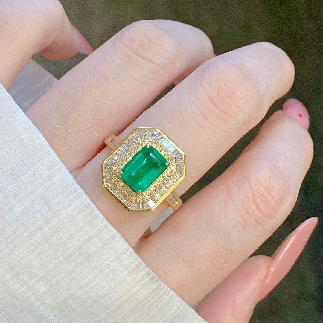14k Gold 2.84 Ctw Vivid Green Natural Emerald & Diamond Ring - 7