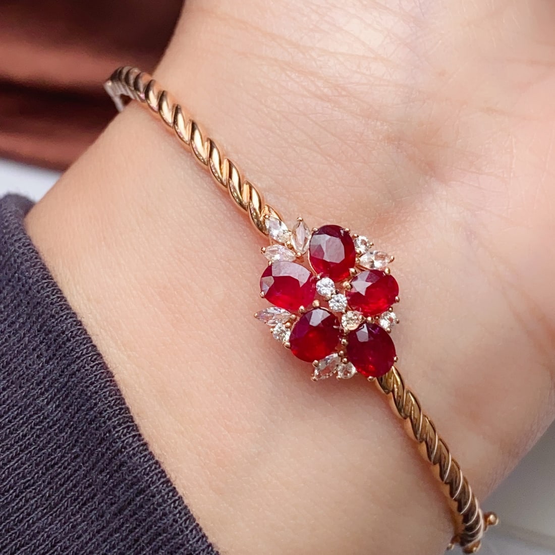 14k Gold 2.35 Ct Natural Ruby & Sapphire Bangle - 3