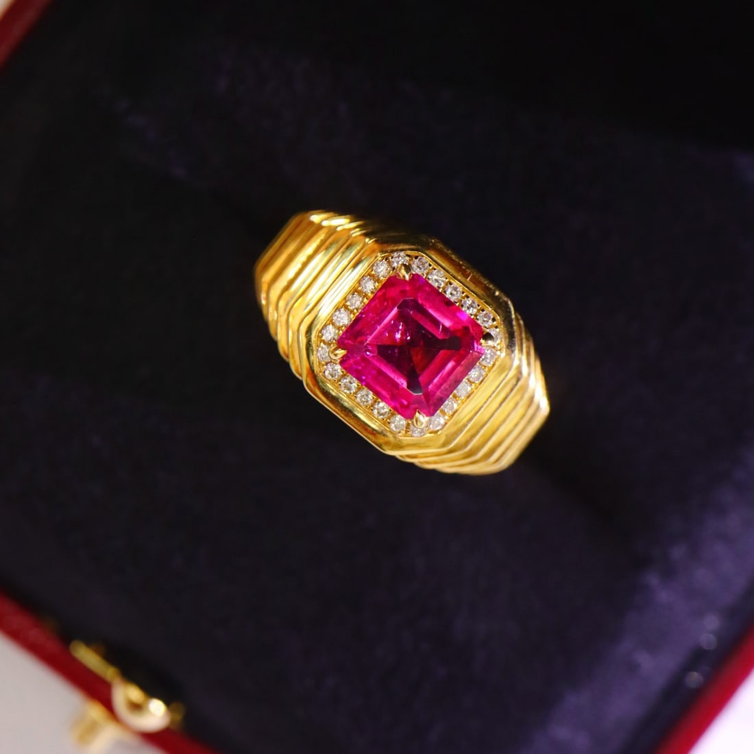 14k Gold 1.6 Ct Natural Tourmaline & Diamond Ring - 5