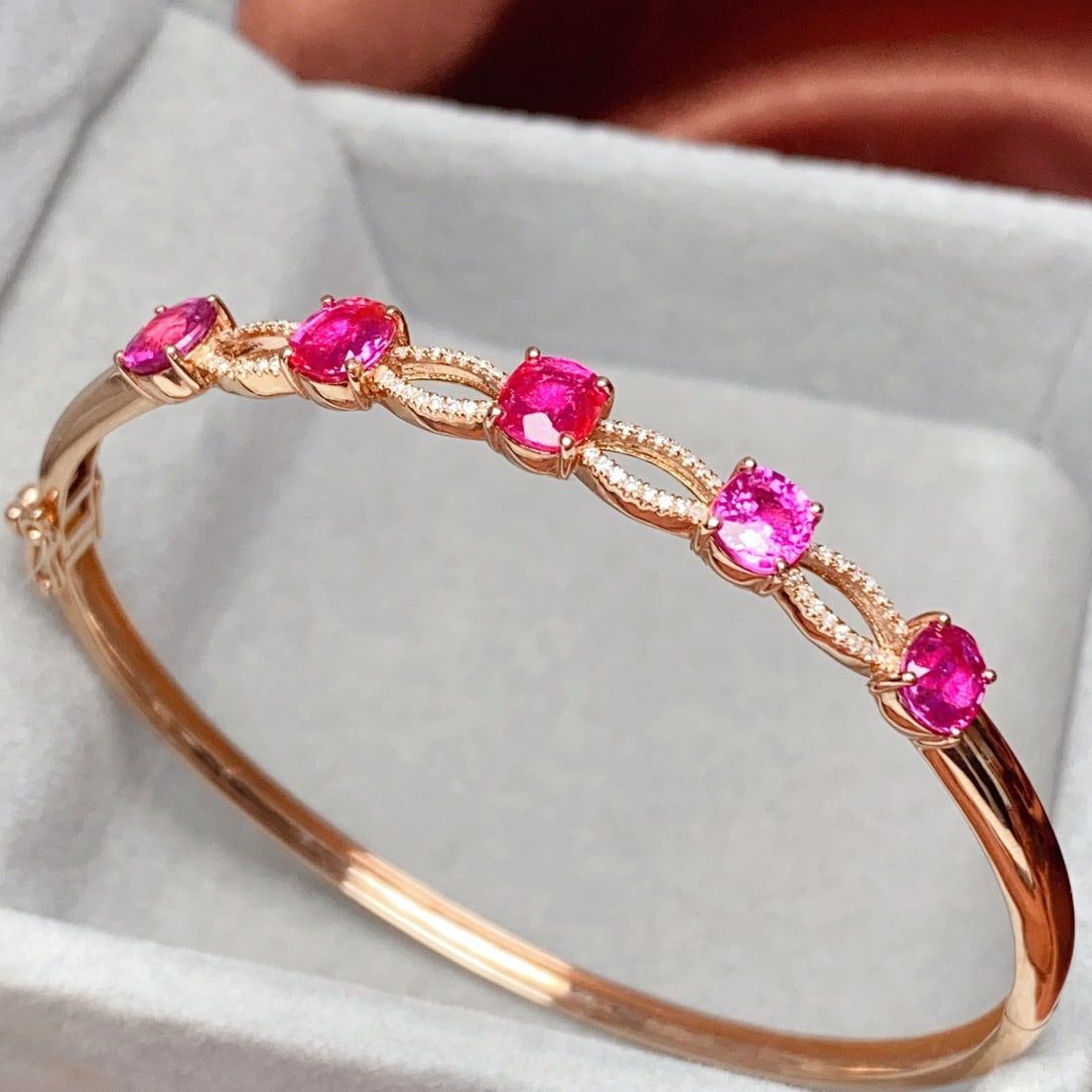 14k Gold 4.50 Ct Natural Ruby & Diamond Bangle - 5