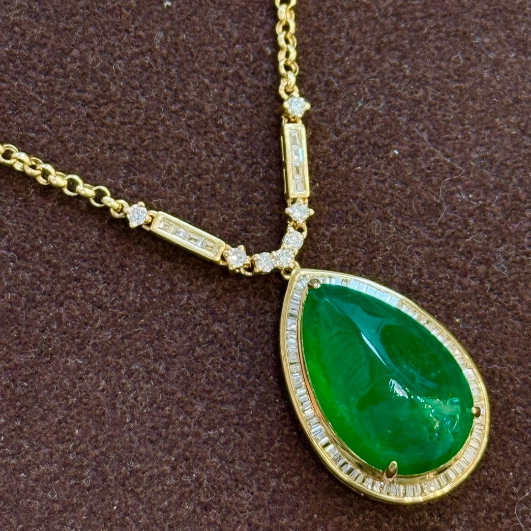 14k Gold 11.00 Ctw Natural Emerald & Diamond Necklace - 4