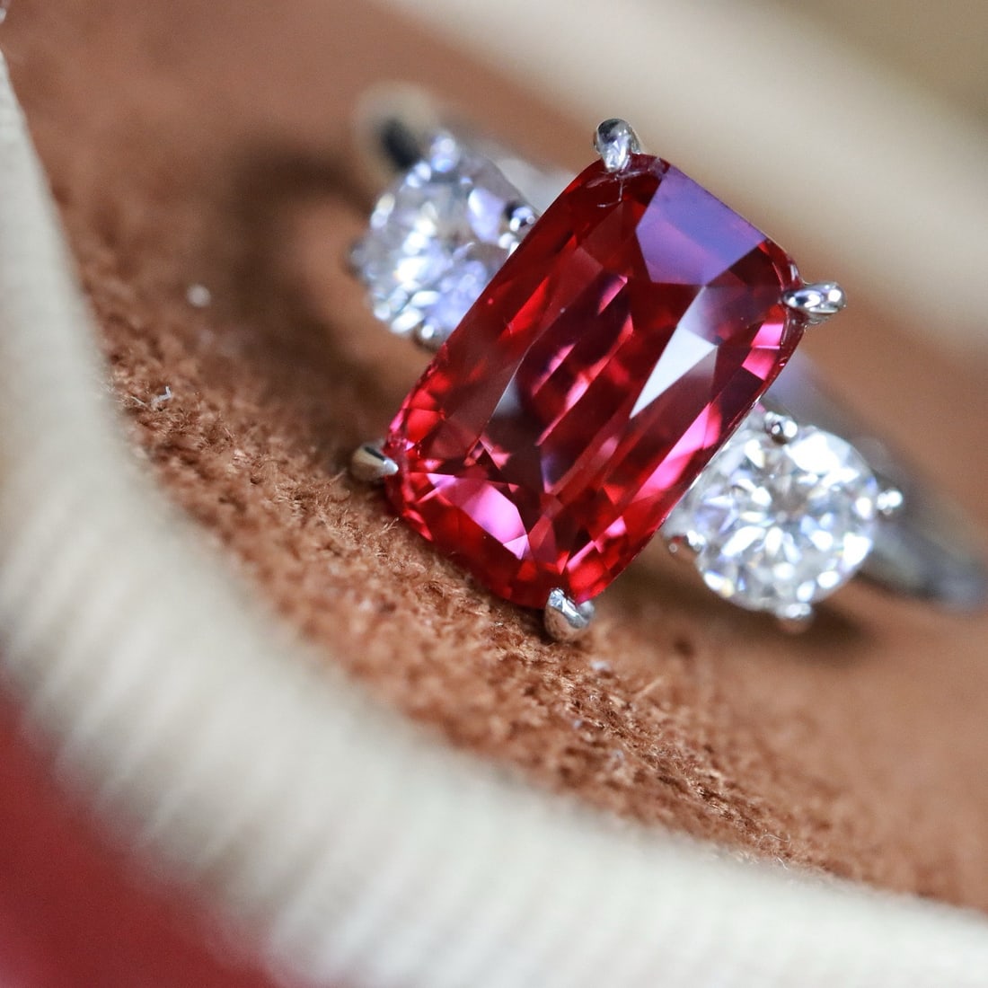 14k Gold 1.93 Ctw Natural Ruby & Diamond Ring - 4