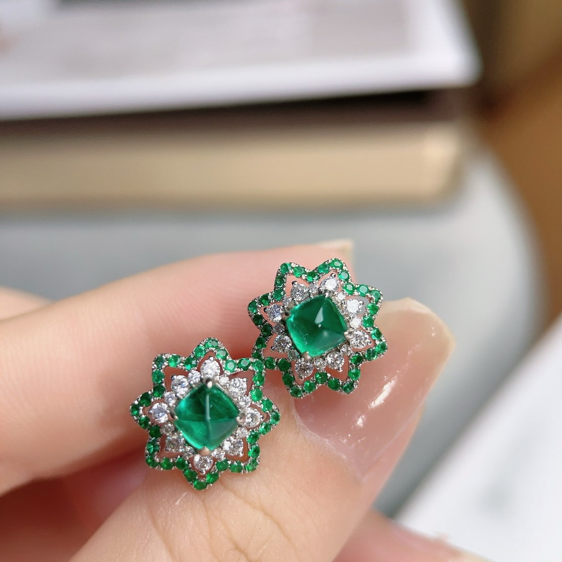 14k Gold 2.46 Ctw Natural Emerald & Diamond Earrings - 3