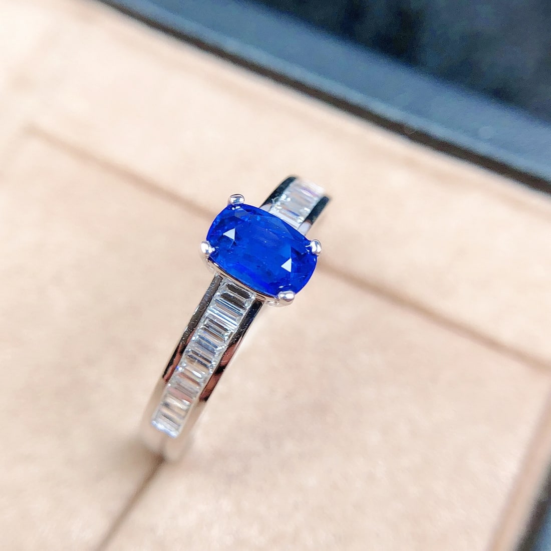 14k Gold 1.14 Ctw Natural Sapphire & Diamond Ring - 4