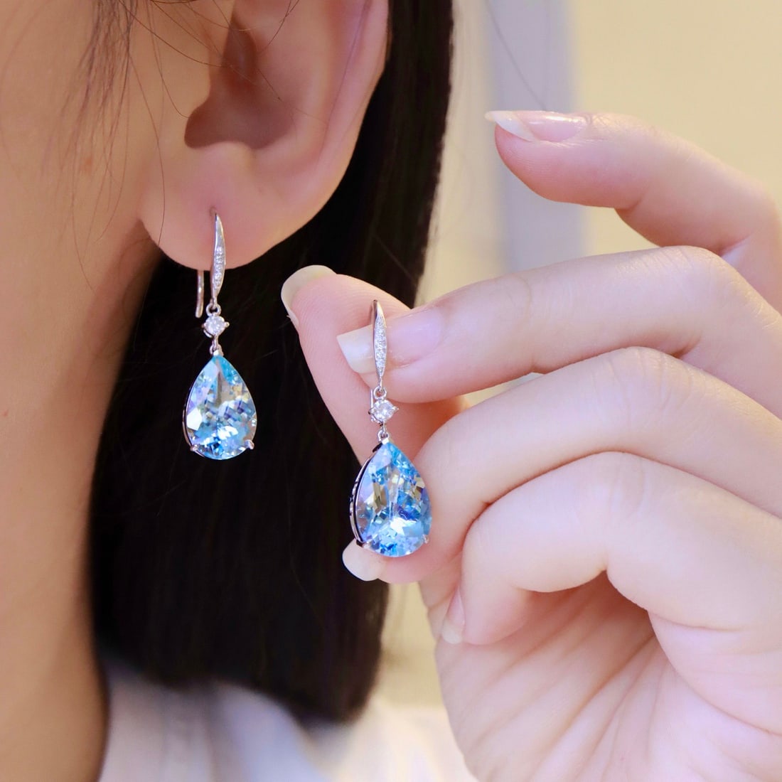 14k Gold 9.58 Ctw Natural Aquamarine & Diamond Earrings - 4