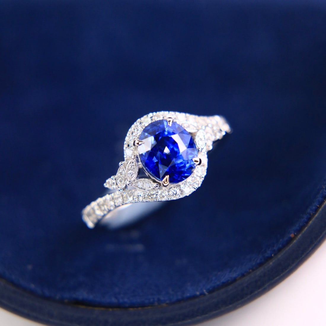 14k Gold 2.39 Ctw Natural Sapphire & Diamond Ring - 5