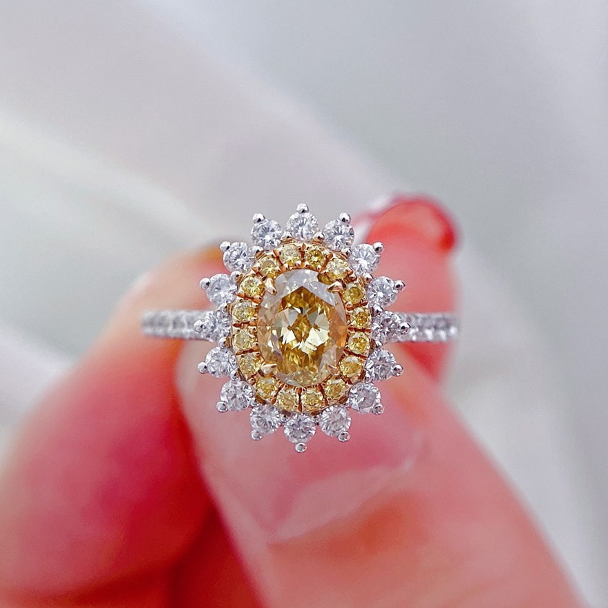 Gia Certified 14k Gold 1.30 Ctw Natural Yellow Diamond & Diamond Ring: Ref:231118315 // gold content:14k gold // ring size:7. 25us // // main gemstone:yellow diamond // certified:gia // shape:oval // carat weight:0. 70ct // clarity grade:vs2 // color:yellow //