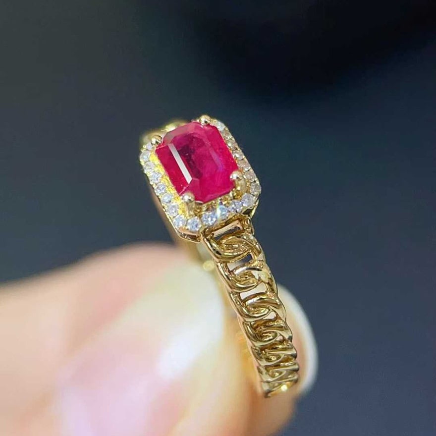14k Gold 0.60 Ctw Natural Ruby & Diamond Ring - 3