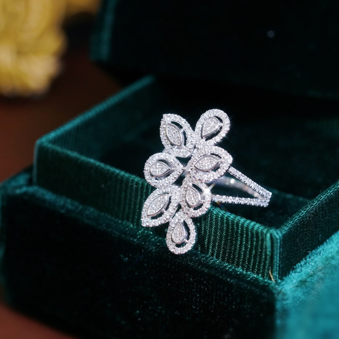 14k Gold 0.70 Ct Natural H Diamond Ring - 6