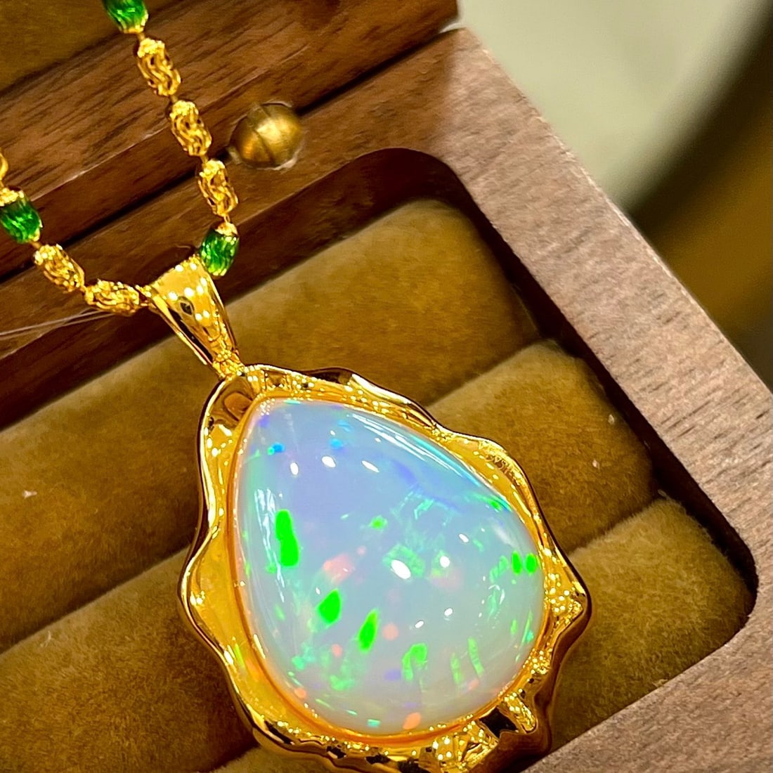 14k Gold 20.80 Ct Natural Opal Pendant( Without Chain ) - 4