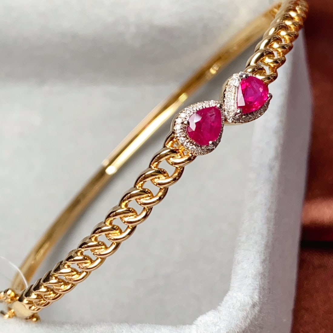 14k Gold 1.05 Ct Natural Ruby & Diamond Bangle - 3