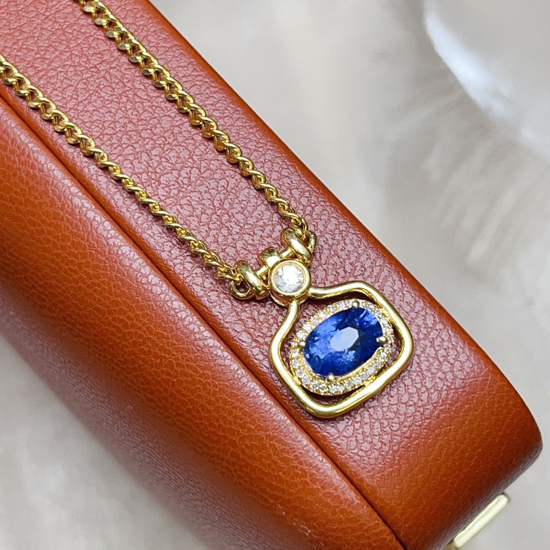 14k Gold 1.15 Ct Natural Sapphire & Diamond & Sapphire Necklace - 2