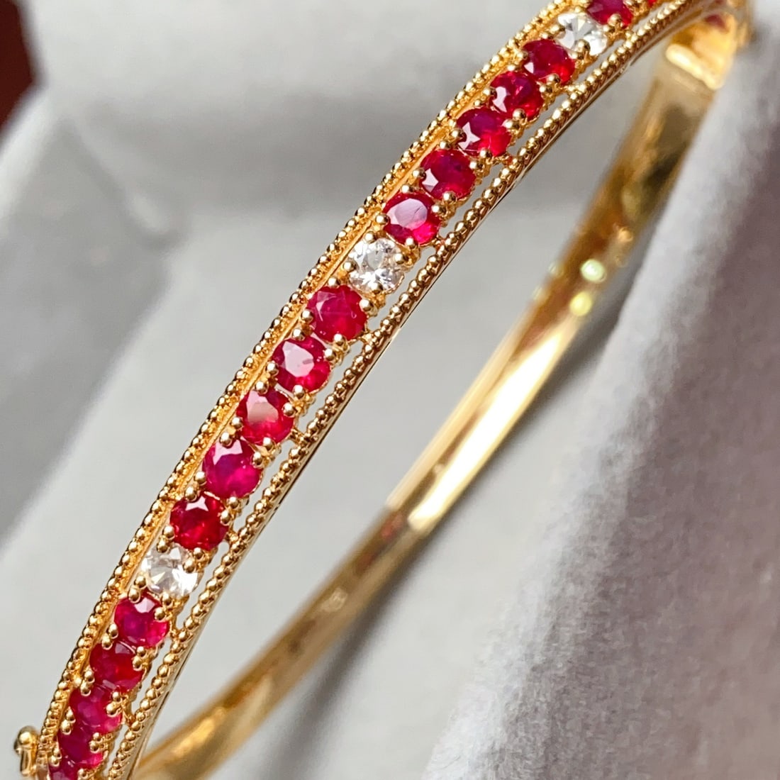 14k Gold 2.50 Ct Natural Ruby & Sapphire Bangle - 3