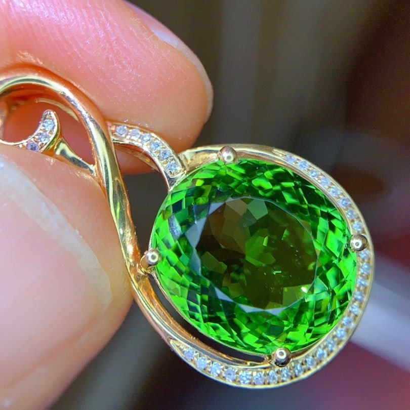 14k Gold 7.0 Ct Natural Tourmaline & Diamond Pendant( Without Chain ) - 2