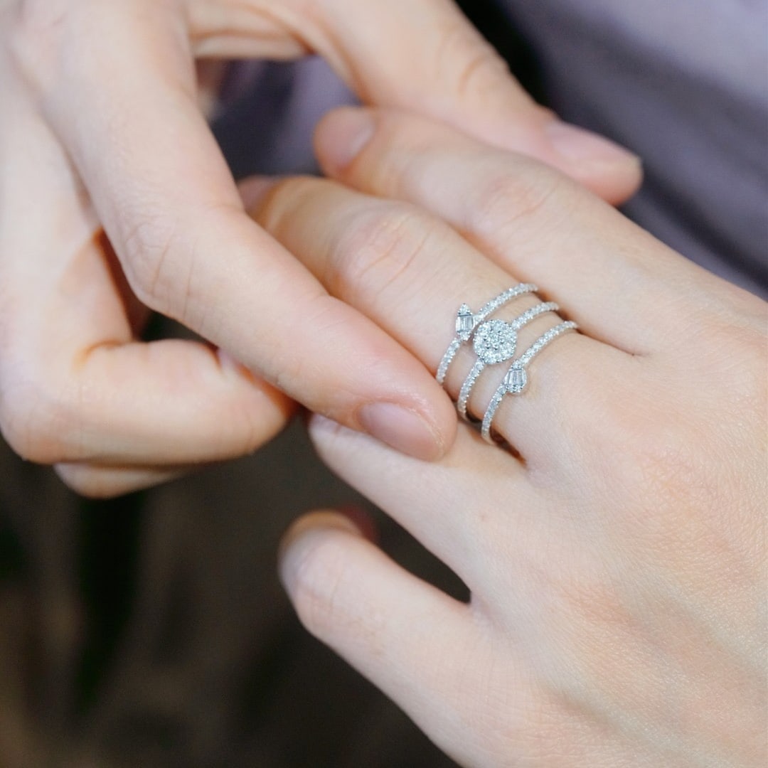 14k Gold 0.50 Ct Natural H Diamond Ring - 4