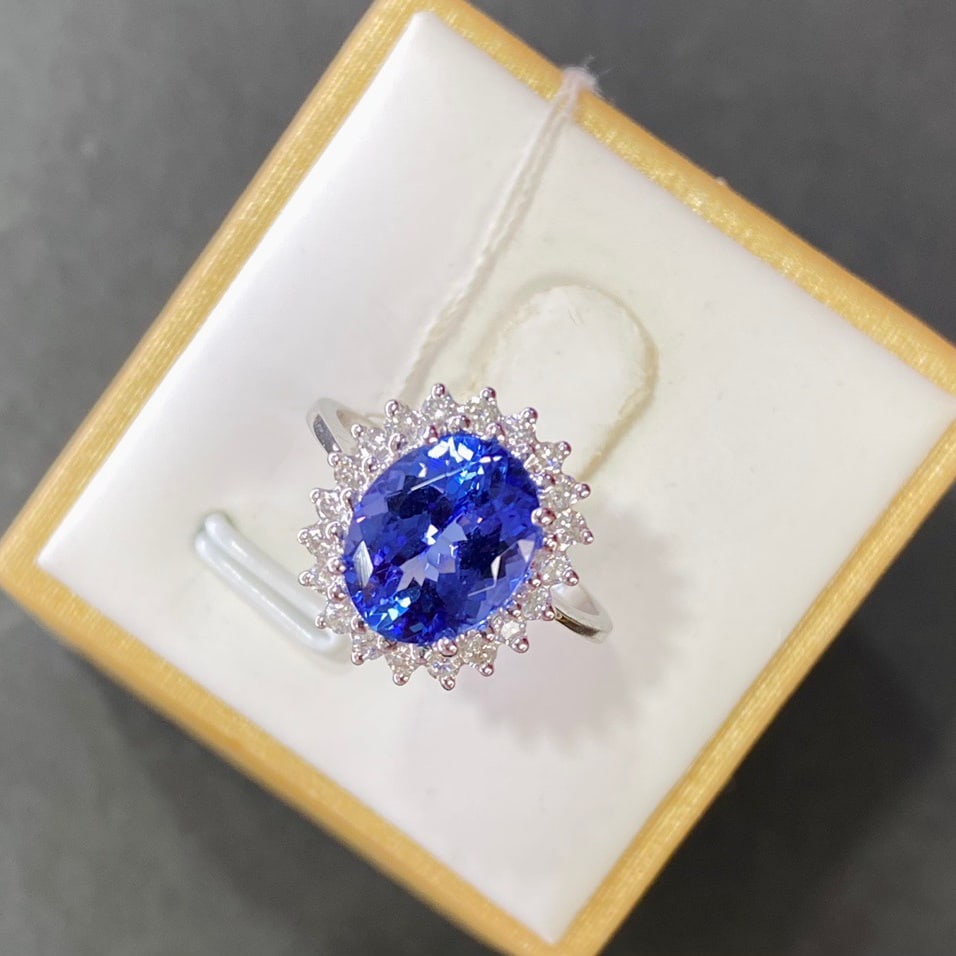 14k Gold 3.01 Ctw Natural Tanzanite & Diamond Ring - 3