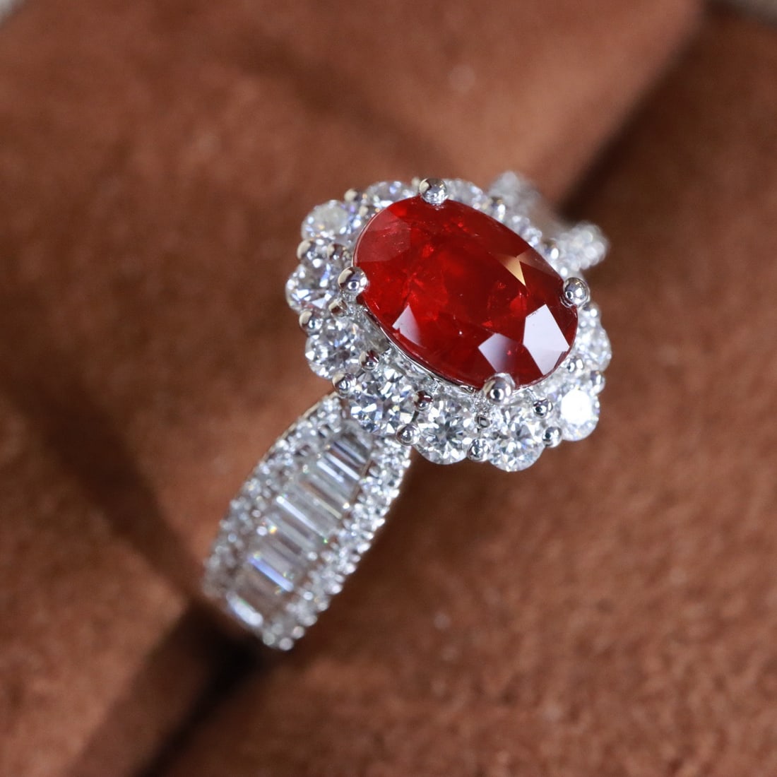 14k Gold 1.60 Ctw Natural Ruby & Diamond Ring - 3