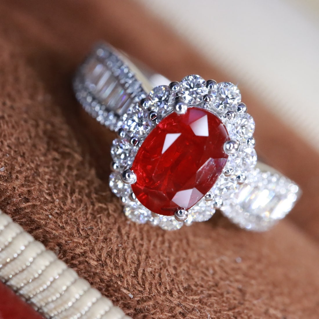 14k Gold 1.60 Ctw Natural Ruby & Diamond Ring - 4