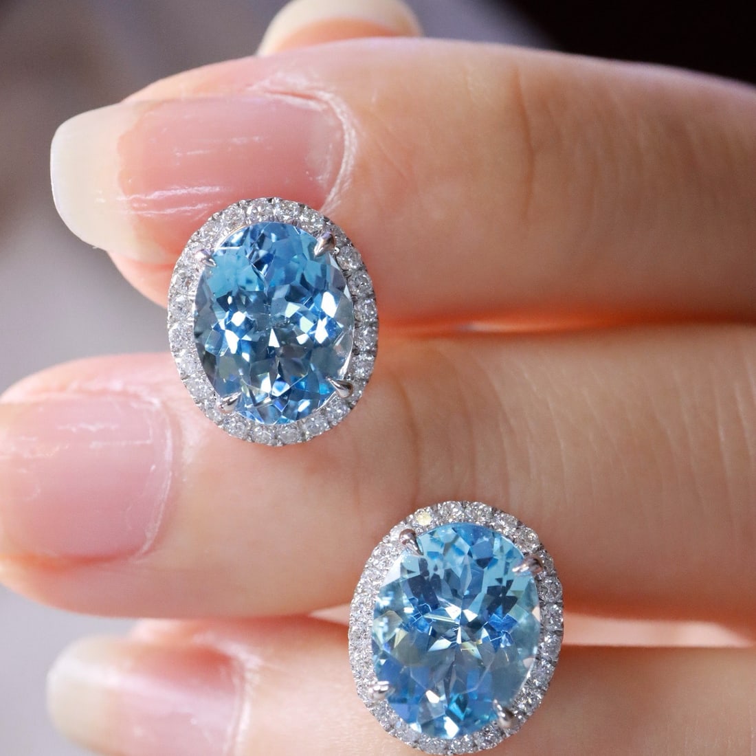 14k Gold 4.60 Ctw Natural Aquamarine & Diamond Earrings - 5