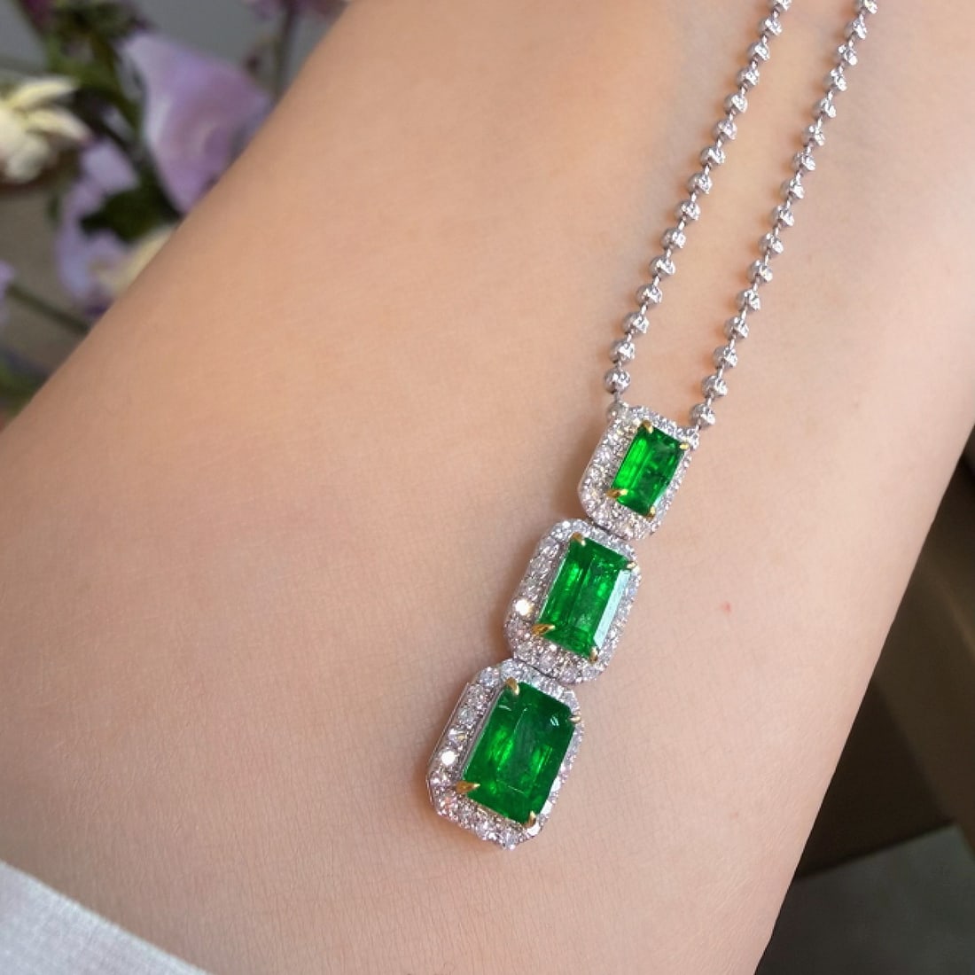 14k Gold 1.15 Ct Vivid Green Natural Emerald & Diamond Pendant( Without Chain ) - 2