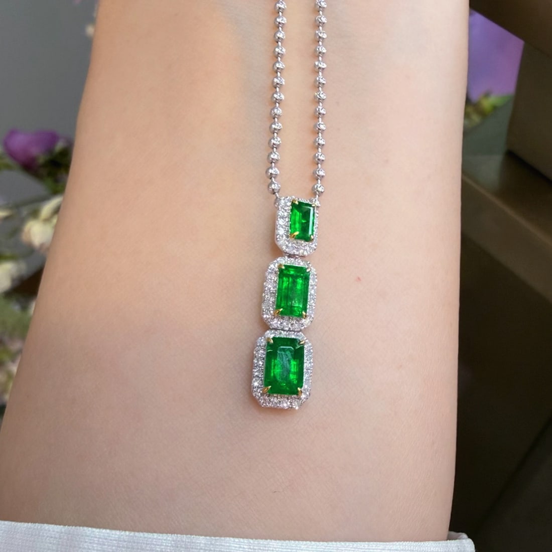 14k Gold 1.15 Ct Vivid Green Natural Emerald & Diamond Pendant( Without Chain ) - 3