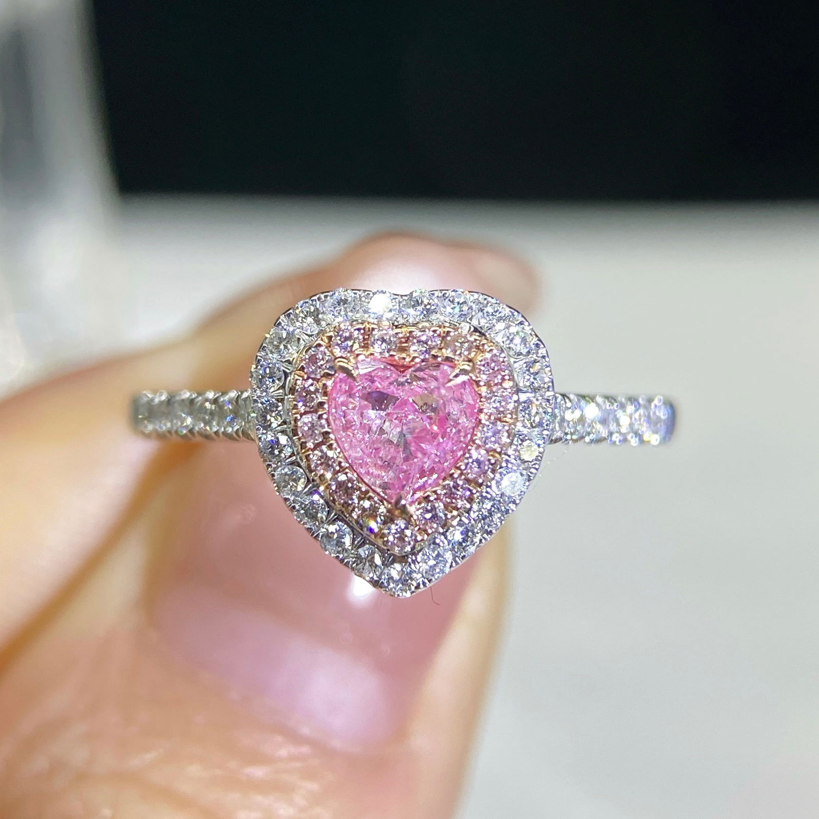 14k Gold 0.62 Ctw Natural Pink Diamond & Diamond Ring - 4