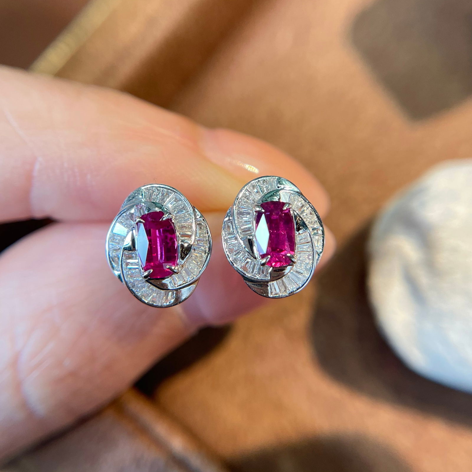 14k Gold 0.56 Ct Natural Ruby & Diamond Earrings - 6