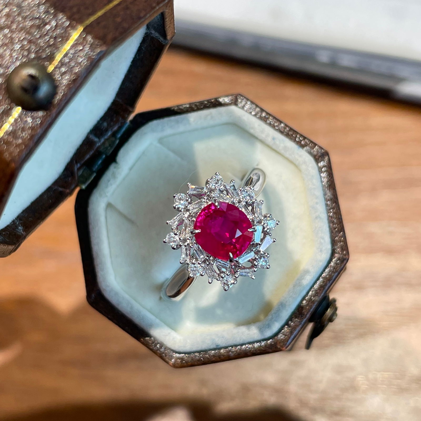 14k Gold 1.1 Ct Natural Ruby & Diamond Ring - 4